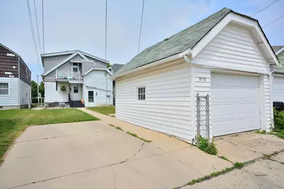 3662 S Ahmedi Ave, Saint Francis, WI 53235 - Photo 34