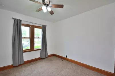 3662 S Ahmedi Ave, Saint Francis, WI 53235 - Photo 18