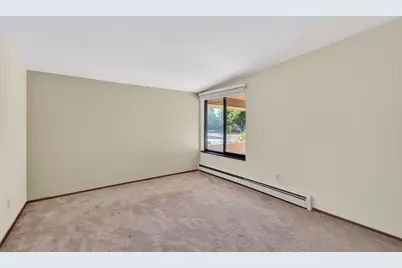 2650 S 60th St #6, Milwaukee, WI 53219 - Photo 12