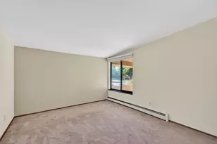 2650 S 60th St, Milwaukee, WI 53219 - Photo 12