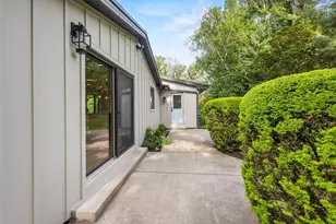 986 Indian Hills Rd, Fontana, WI 53125 - Photo 86