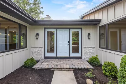 986  Indian Hills Rd, Fontana, WI 53125 - Photo 4