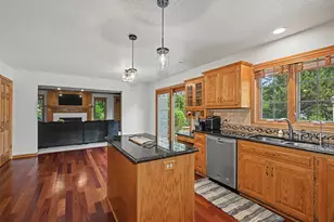 S86W32310 Elias Ct, Mukwonago, WI 53149 - Photo 14