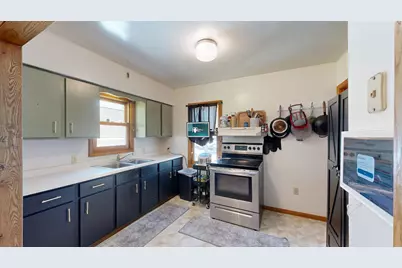 604 S Oak St, La Crescent, MN 55947 - Photo 10