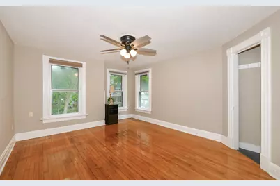 933 N 34th St, Milwaukee, WI 53208 - Photo 32