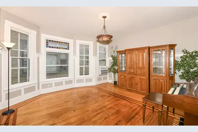 933 N 34th St, Milwaukee, WI 53208 - Photo 16
