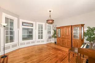 933 N 34th St, Milwaukee, WI 53208 - Photo 16