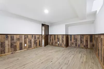 2504 N 112th St, Wauwatosa, WI 53226 - Photo 28