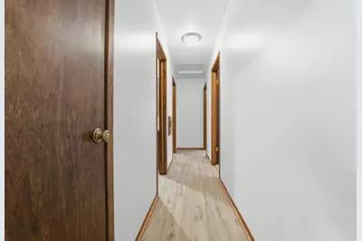 2504 N 112th St, Wauwatosa, WI 53226 - Photo 12