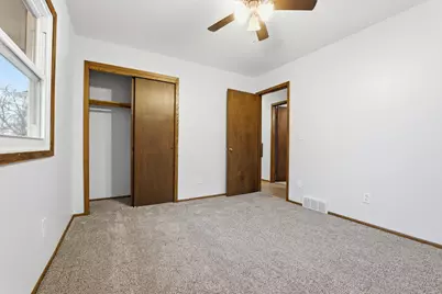 2504 N 112th St, Wauwatosa, WI 53226 - Photo 18