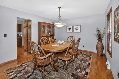 2070 S 103rd Ct, West Allis, WI 53227 - Photo 4