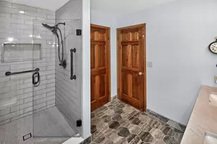 2070 S 103rd Ct, West Allis, WI 53227 - Photo 20