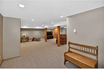 2070 S 103rd Ct, West Allis, WI 53227 - Photo 26