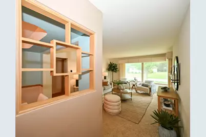 1078 N 120th St, Wauwatosa, WI 53226 - Photo 6