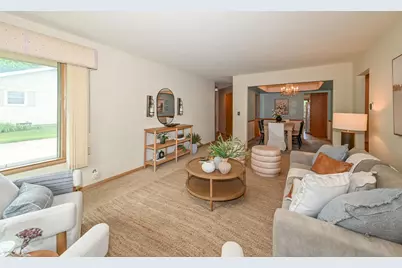 1078 N 120th St, Wauwatosa, WI 53226 - Photo 10