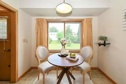 1078 N 120th St, Wauwatosa, WI 53226 - Photo 16