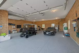 N37W26675 Kopmeier Dr, Pewaukee, WI 53072 - Photo 42