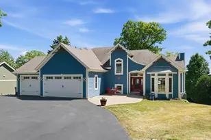 N37W26675 Kopmeier Dr, Pewaukee, WI 53072 - Photo 40