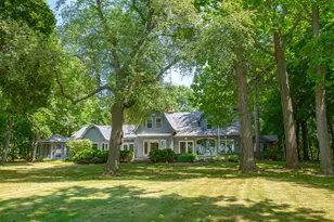 1031 N Genesee Woods Dr, Summit, WI 53066 - Photo 18