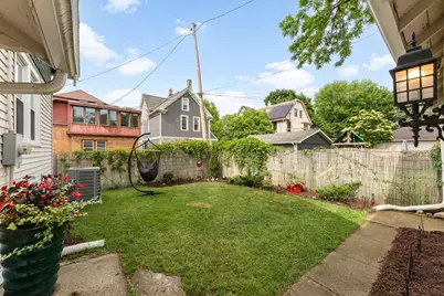 1538 N 70th St, Wauwatosa, WI 53213 - Photo 26
