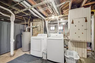 3926 N Maryland Ave, Milwaukee, WI 53211 - Photo 18