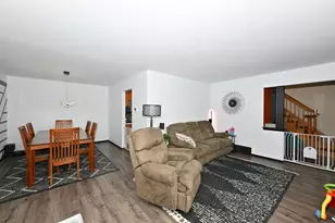 12525 W Eden Trail, New Berlin, WI 53151 - Photo 4
