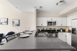 2121 S Kinnickinnic Ave, Milwaukee, WI 53207 - Photo 6