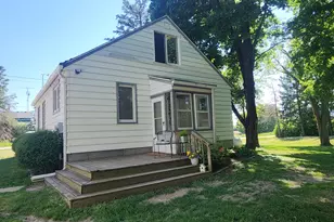 9328 County Road K Rd, Racine, WI 53126 - Photo 2