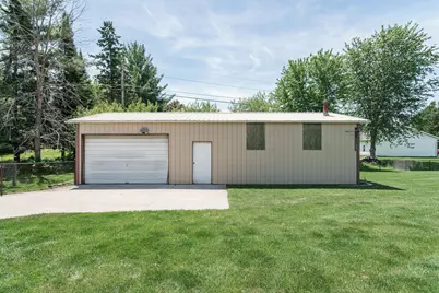 205  Marguerite Ct, Mayville, WI 53050 - Photo 8