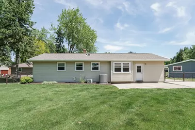205  Marguerite Ct, Mayville, WI 53050 - Photo 6