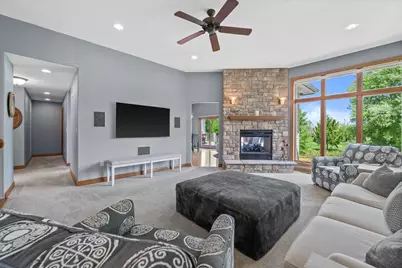 W172N7810  Shady Ln, Menomonee Falls, WI 53051 - Photo 20
