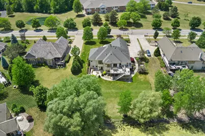W172N7810  Shady Ln, Menomonee Falls, WI 53051 - Photo 60