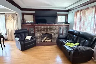 2902 N 44th St, Milwaukee, WI 53210 - Photo 2