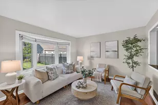 5639 N Bay Ridge Ave, Whitefish Bay, WI 53217 - Photo 4