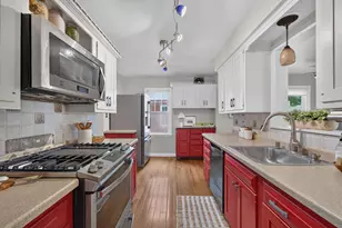 5639 N Bay Ridge Ave, Whitefish Bay, WI 53217 - Photo 6