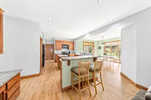 N29W26152 Coachman Dr, Pewaukee, WI 53072 - Photo 18