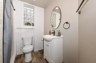 3069 S 9th Pl, Milwaukee, WI 53215 - Photo 20