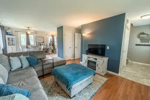 250 Morris St, Pewaukee, WI 53072 - Photo 6
