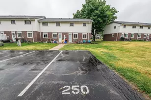 250 Morris St, Pewaukee, WI 53072 - Photo 32