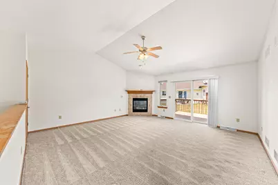 331  Lauren Ln, Watertown, WI 53094 - Photo 8