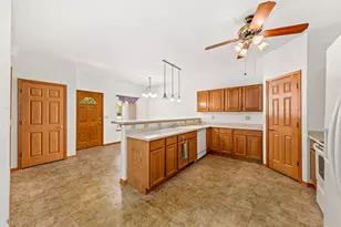 331 Lauren Ln, Watertown, WI 53094 - Photo 10