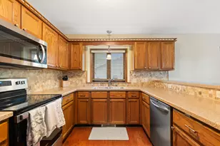 8900 S Shepard Ave, Oak Creek, WI 53154 - Photo 22
