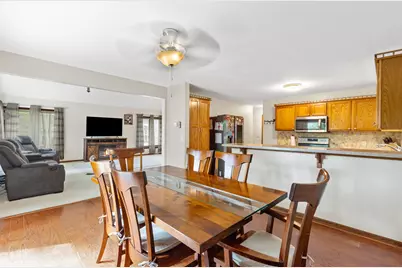 8900 S Shepard Ave, Oak Creek, WI 53154 - Photo 4