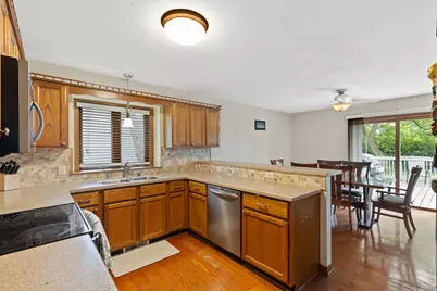 8900 S Shepard Ave, Oak Creek, WI 53154 - Photo 6
