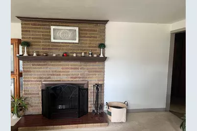 7850  21st Ave, Kenosha, WI 53143 - Photo 2