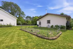 S6090 Deer Park Pl, Brunswick, WI 54701 - Photo 36