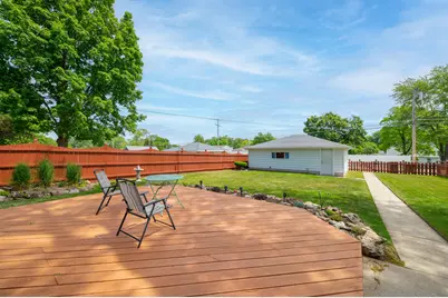 2872 S 92 St, West Allis, WI 53227 - Photo 20