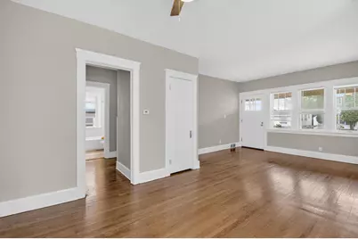 2335  Olive St, Racine, WI 53403 - Photo 6