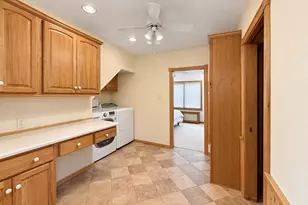 9461 River Rd, Pleasant Prairie, WI 53158 - Photo 12