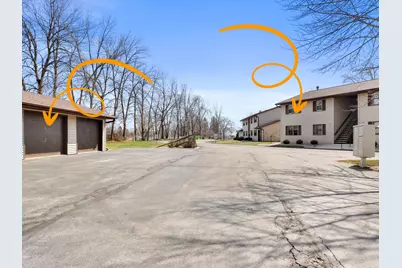 910 E Cedar Ave #403, Manitowoc, WI 54220 - Photo 18